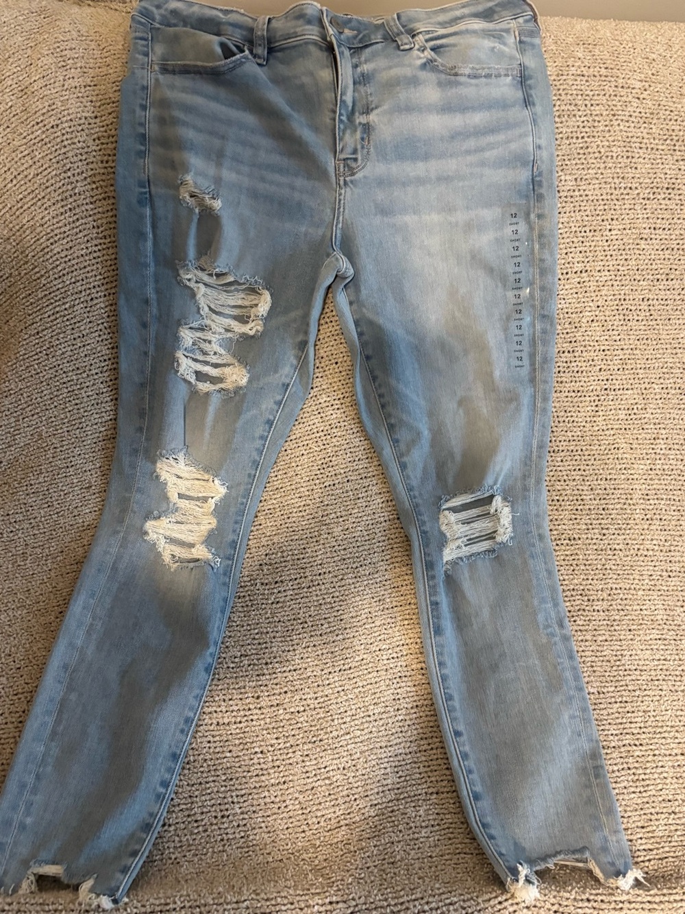 American Eagle Outfitters Light Blue Distressed Skinny Jeans